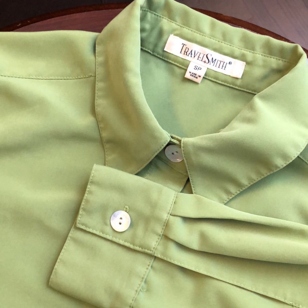 Vintage green button down blouse